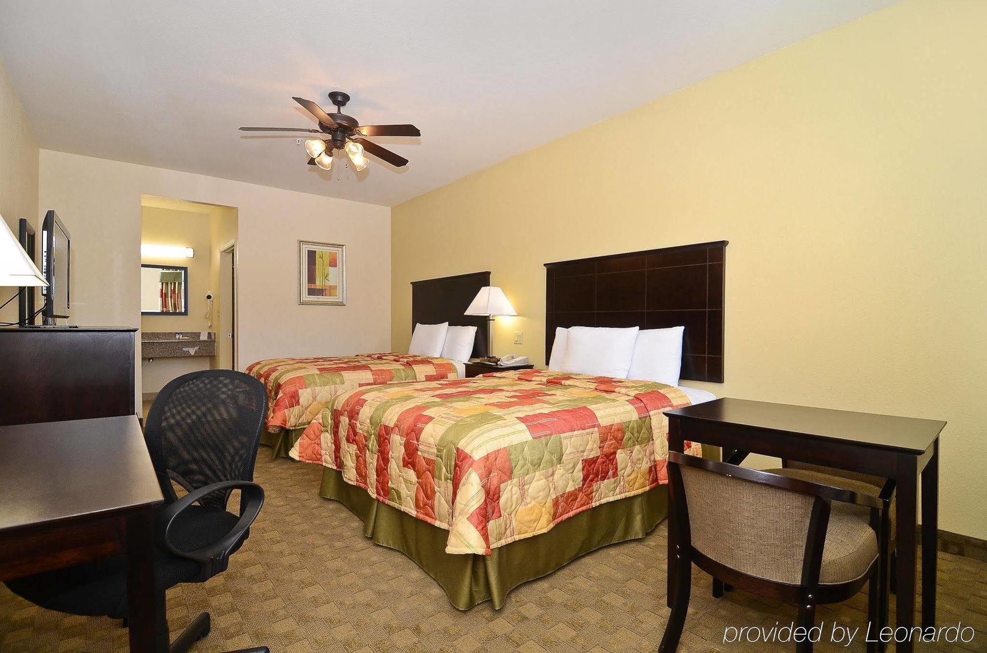 Americas Best Value Inn & Suites Tomball Oda fotoğraf